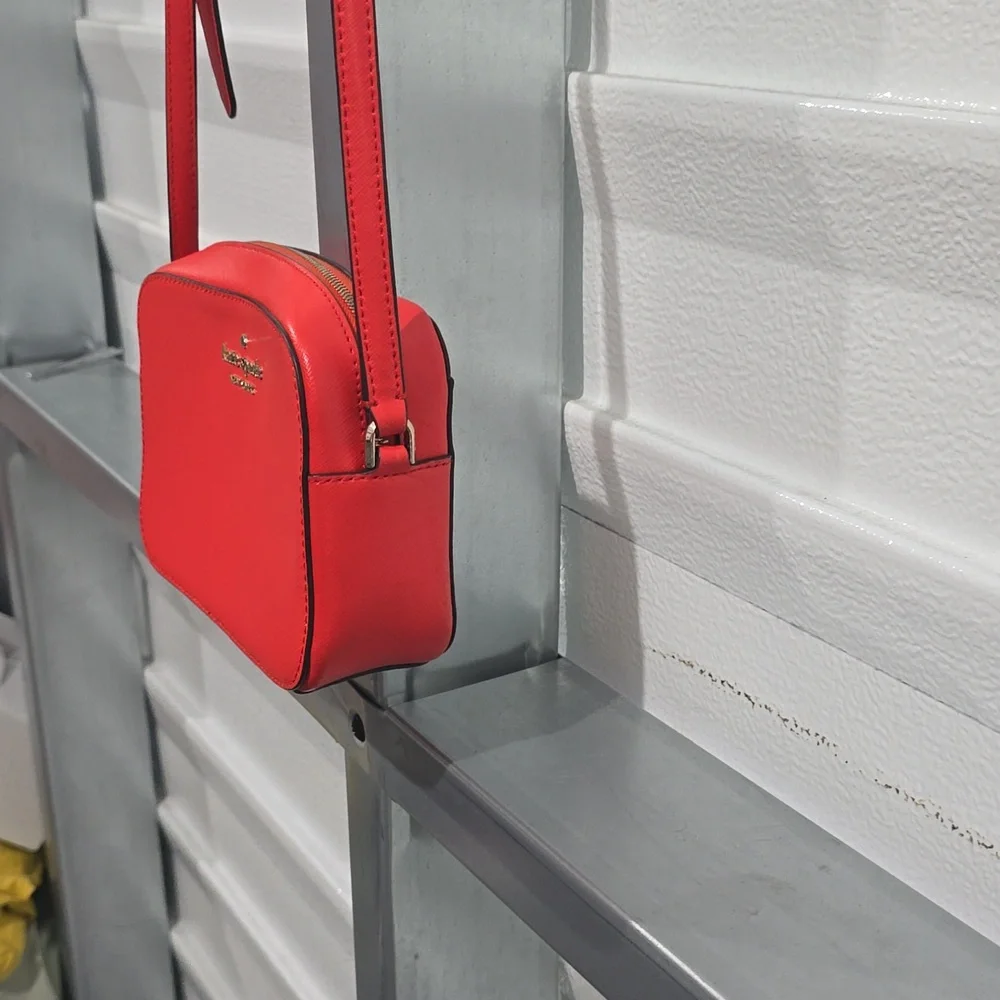 Kate Spade Orange Crossbody‎ Bag with Minimalist Design
